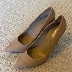 Express heels